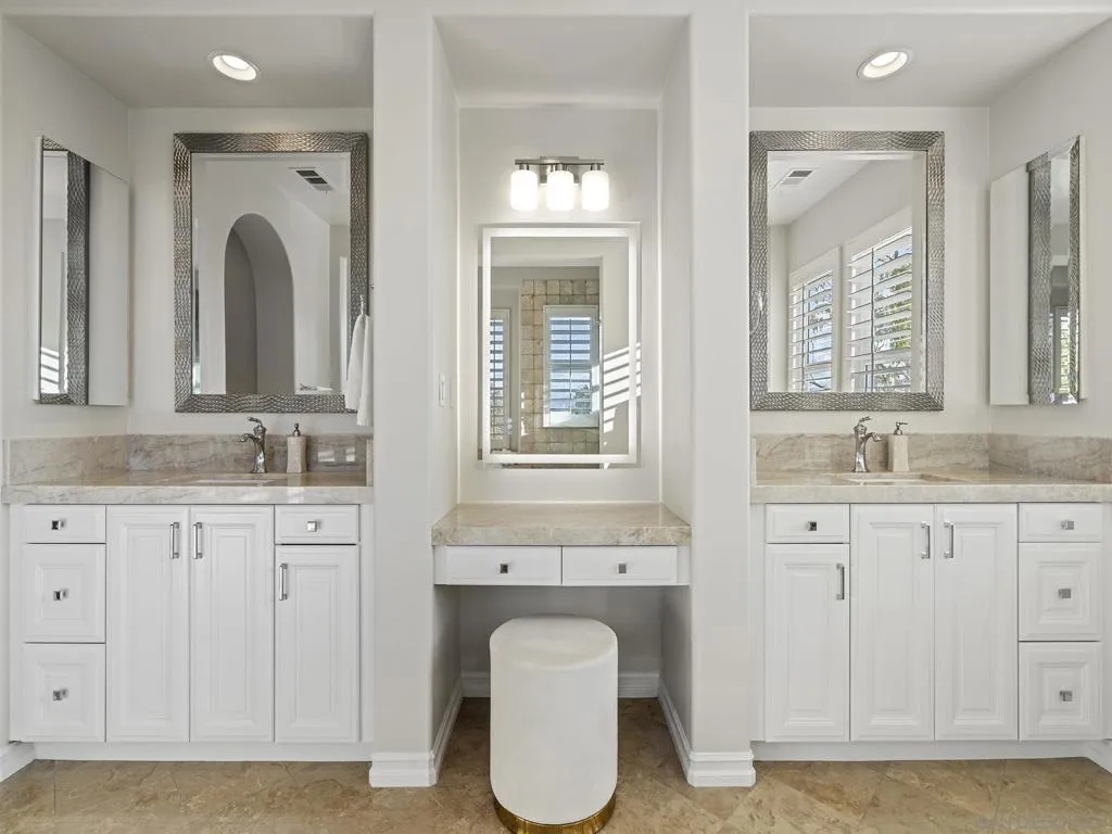 Primary Bath/Spa