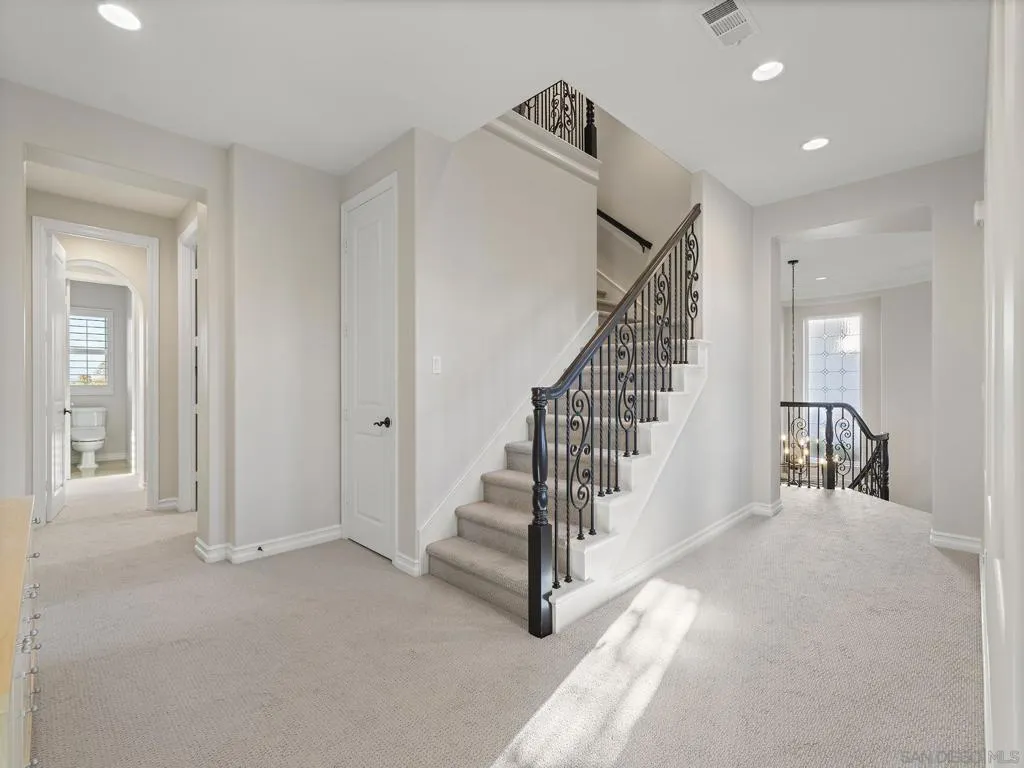 Staircase up to the large bonus area
