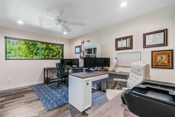 6321 Balcom Ave, Encino, California 91316