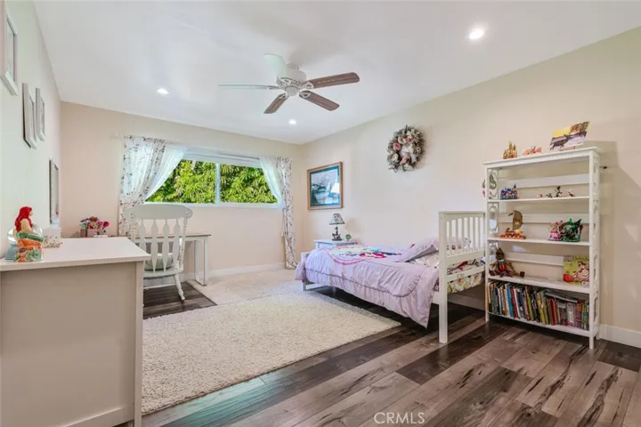 6321 Balcom Ave, Encino, California 91316