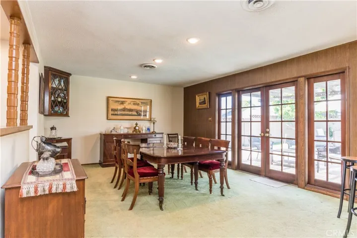 7161 El Rey, Buena Park, California 90620