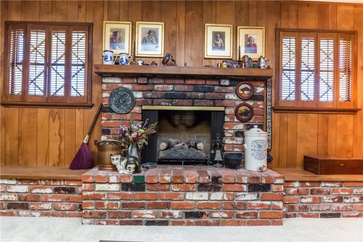 7161 El Rey, Buena Park, California 90620