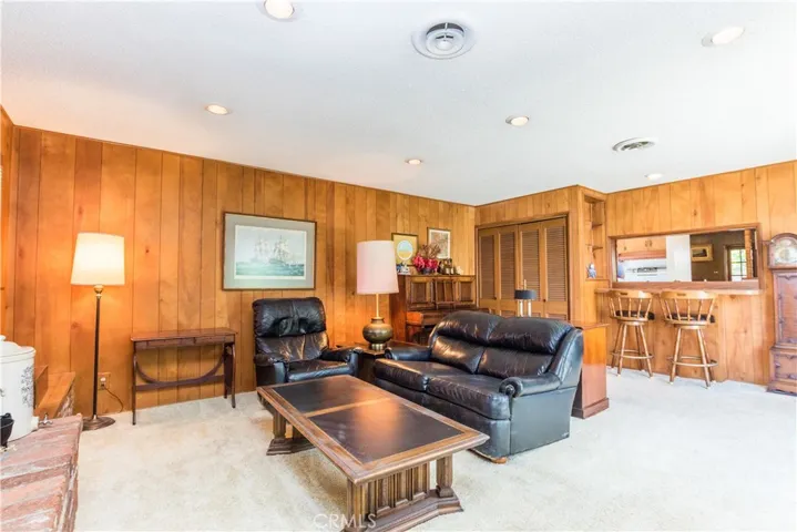 7161 El Rey, Buena Park, California 90620