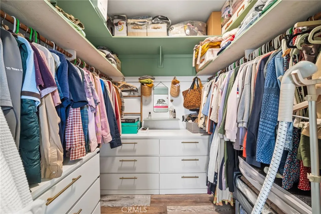 Bedroom walk-in closet