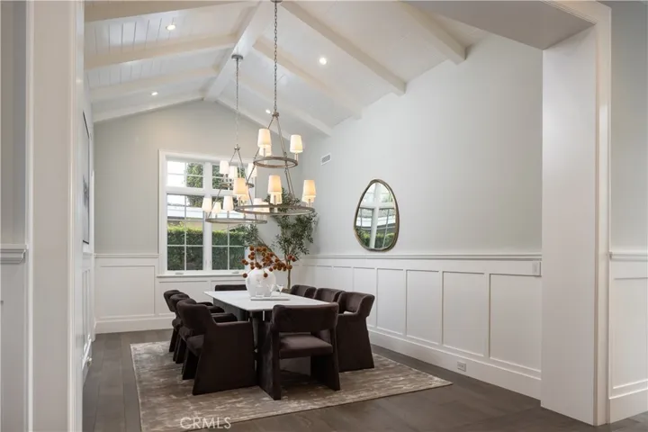 712 K Thanga, Corona Del Mar, California 92625