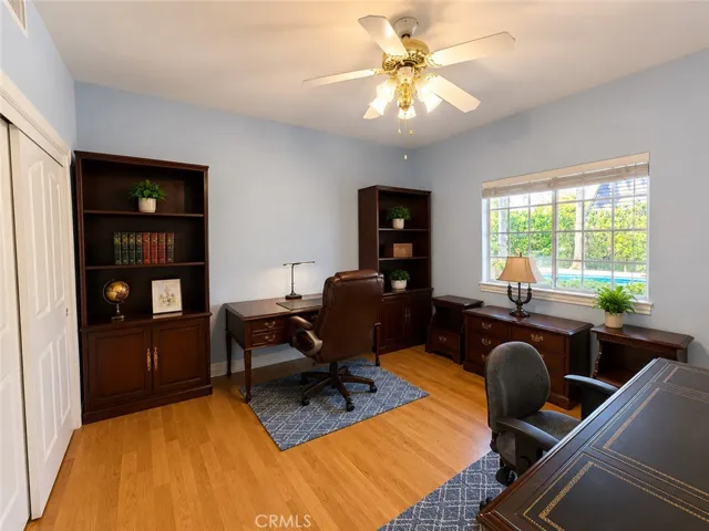 1506 Crestview Rd, Redlands, California 92374
