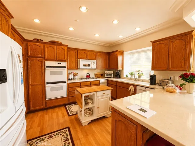 1506 Crestview Rd, Redlands, California 92374