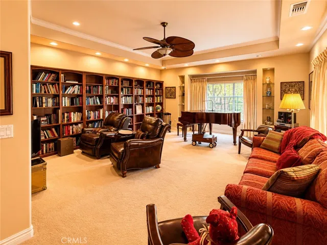 1506 Crestview Rd, Redlands, California 92374