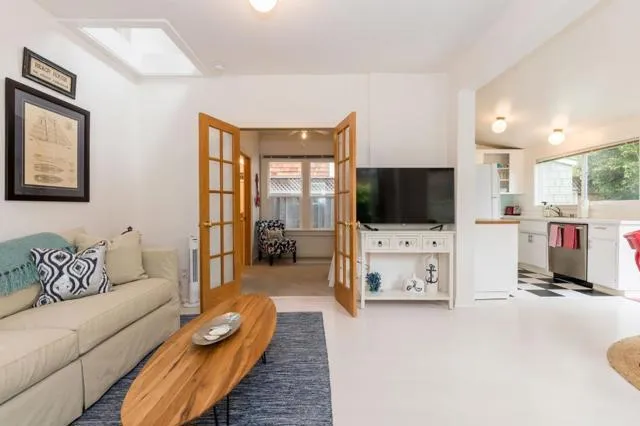 216 Cypress Avenue, Santa Cruz, California 95062