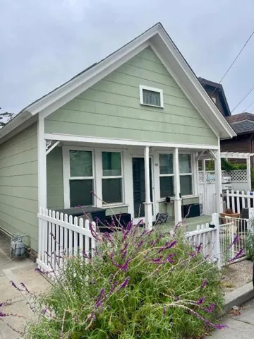 216 Cypress Avenue, Santa Cruz, California 95062