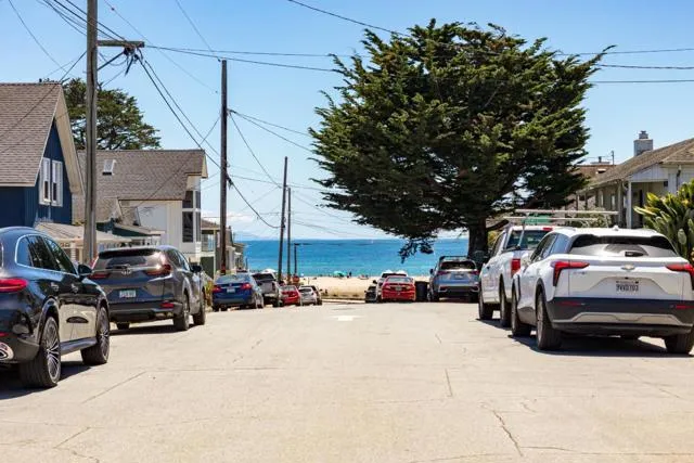 216 Cypress Avenue, Santa Cruz, California 95062