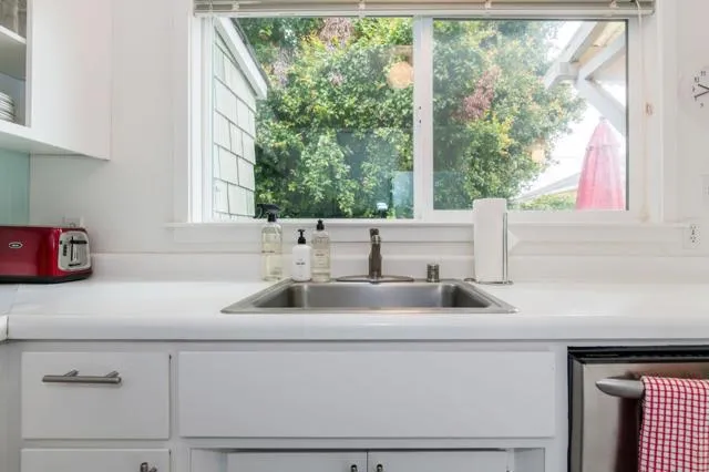 216 Cypress Avenue, Santa Cruz, California 95062