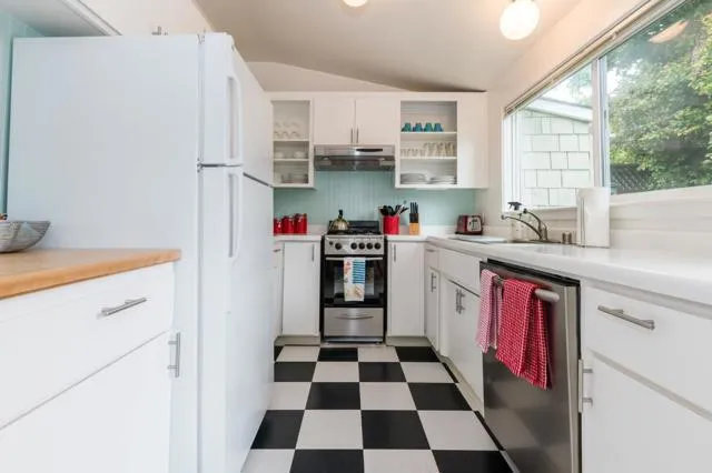 216 Cypress Avenue, Santa Cruz, California 95062