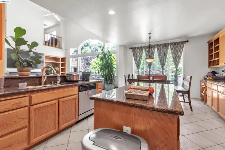 5164 Judsonville Dr, Antioch, California 94531