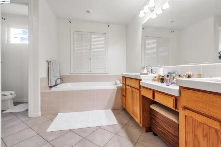 5164 Judsonville Dr, Antioch, California 94531