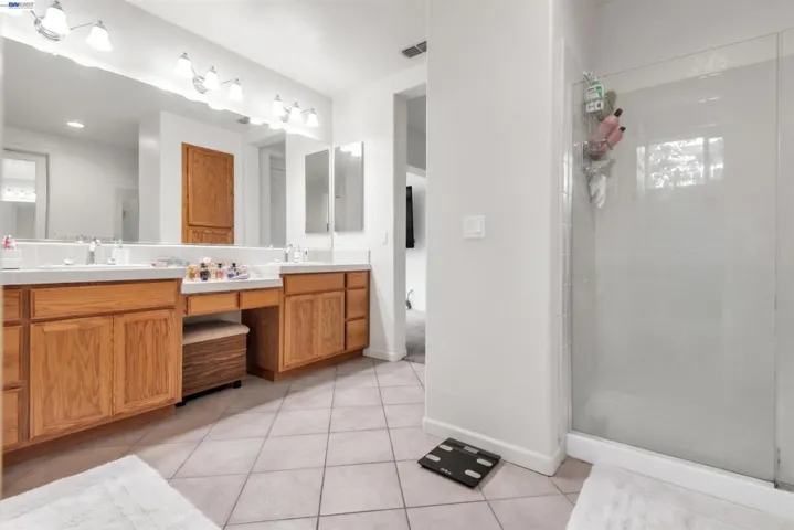 5164 Judsonville Dr, Antioch, California 94531