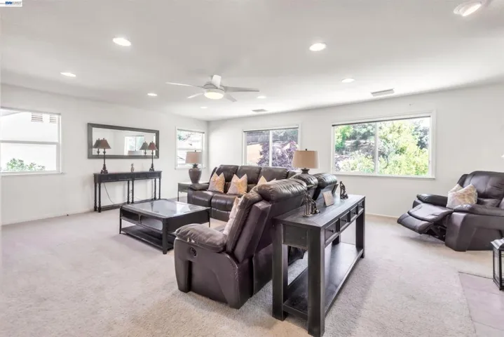 5164 Judsonville Dr, Antioch, California 94531