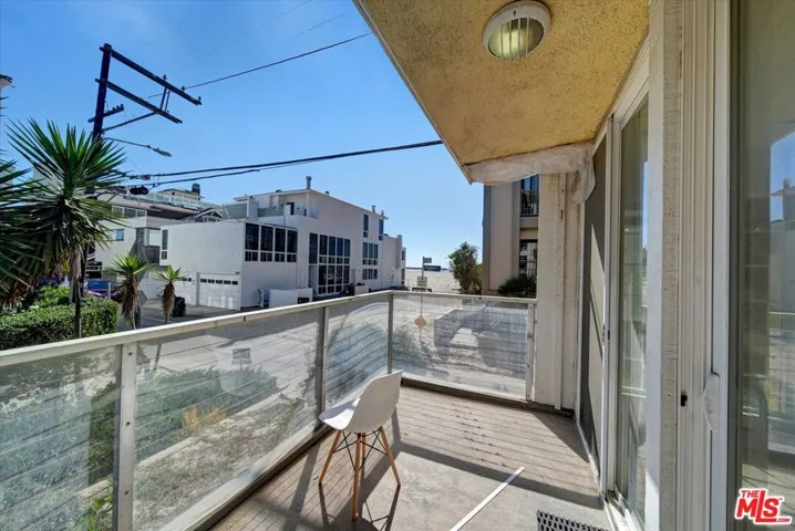 15 Spinnaker Street 101, Marina Del Rey, California 90292