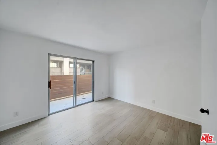 15 Spinnaker Street 101, Marina Del Rey, California 90292