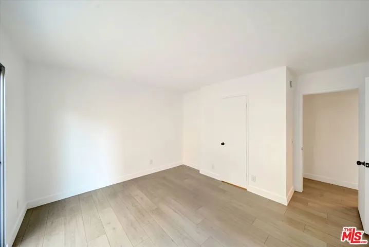 15 Spinnaker Street 101, Marina Del Rey, California 90292