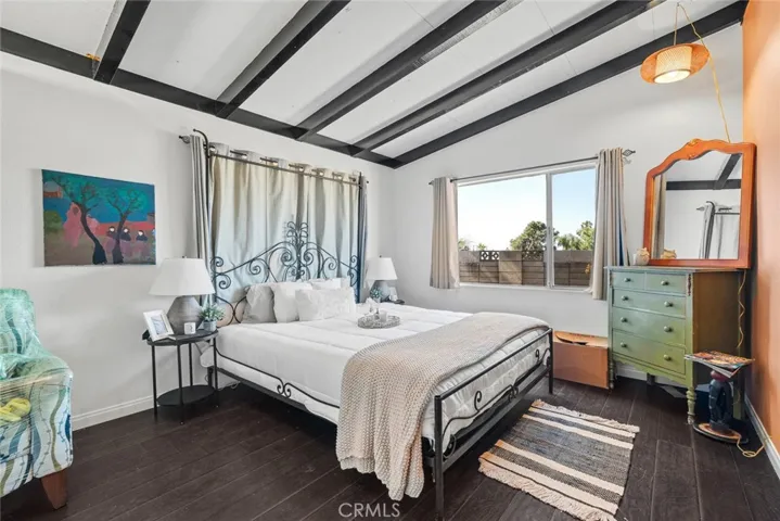 3526 Loma View, Altadena, California 91001