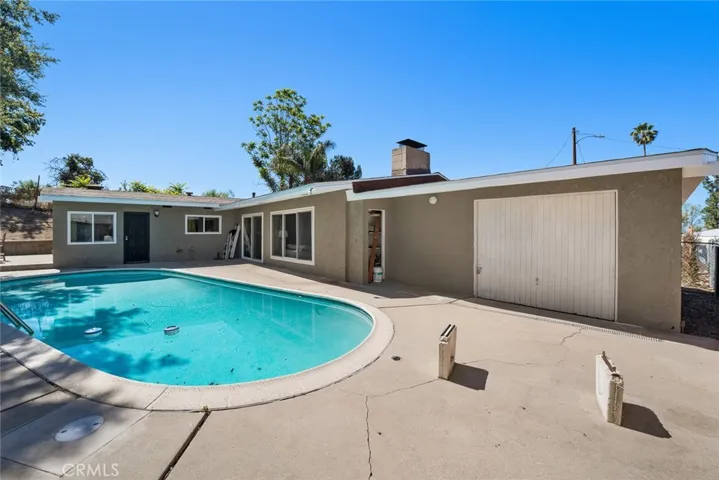 3526 Loma View, Altadena, California 91001