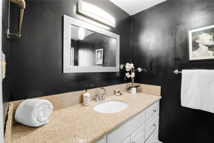 3526 Loma View, Altadena, California 91001