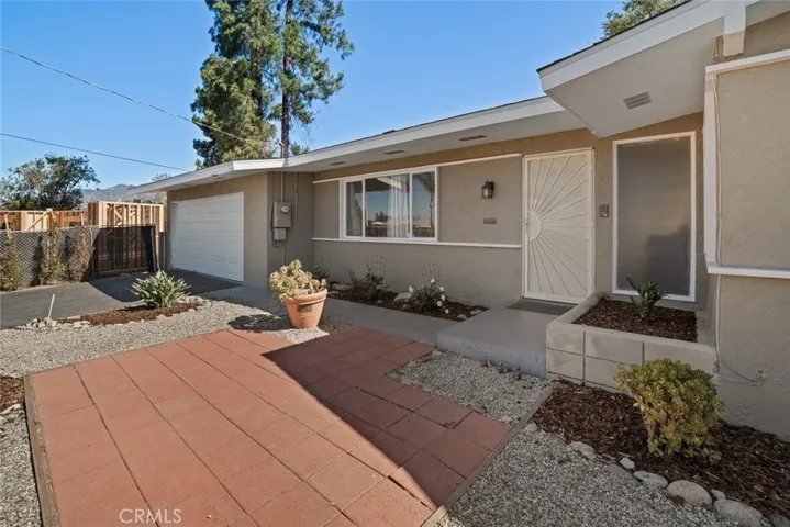 3526 Loma View, Altadena, California 91001
