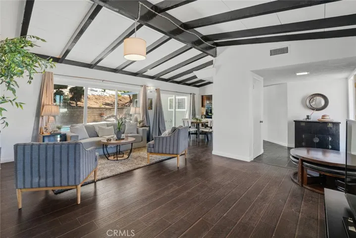 3526 Loma View, Altadena, California 91001