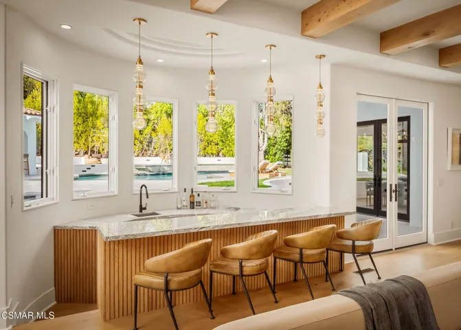 Family Room/ Wet Bar