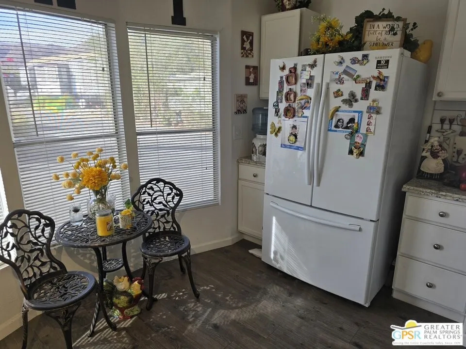 kitchen pic 3