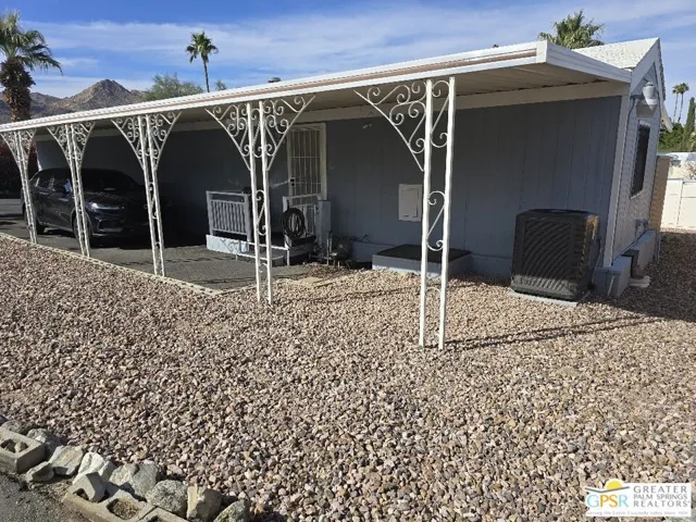 carport view