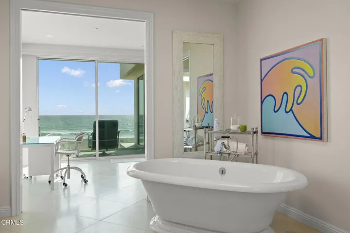 91-web-or-mls-UpmarketMedia-1135Cap-120