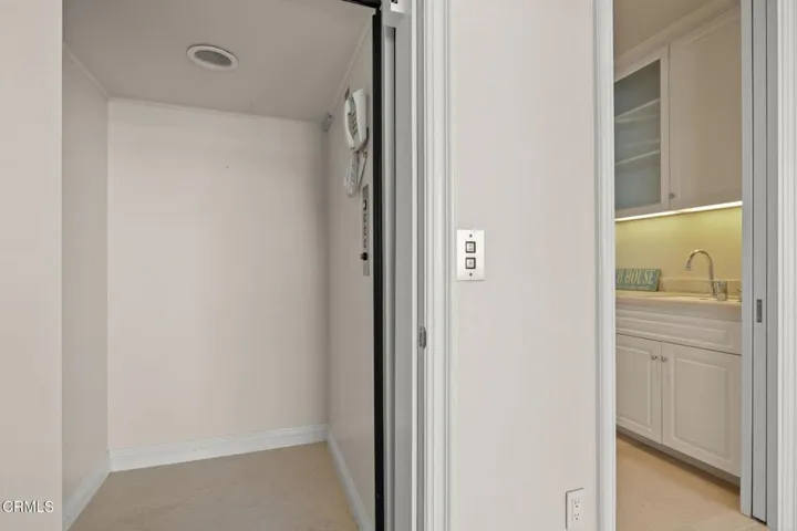 114-web-or-mls-UpmarketMedia-1135Cap-279