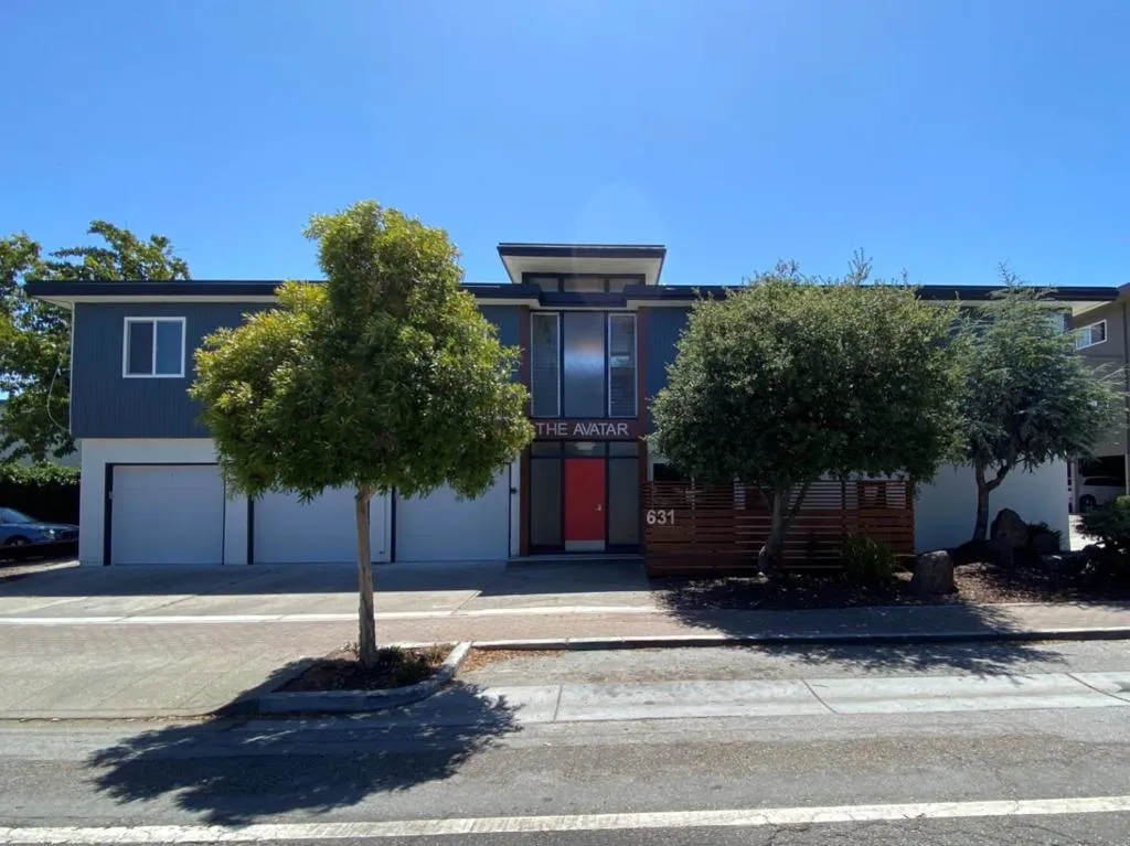 631 Masonic Way