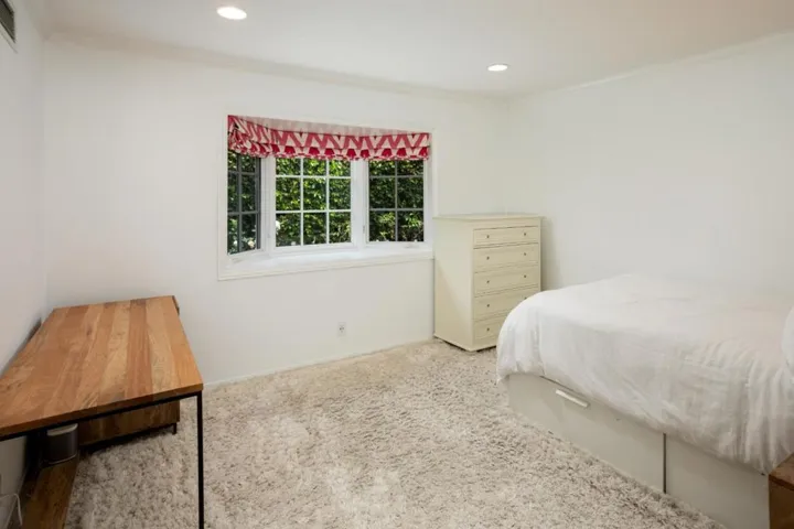 1445 Valparaiso Avenue, Menlo Park, California 94025