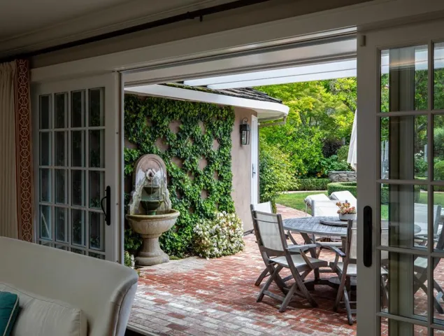 1445 Valparaiso Avenue, Menlo Park, California 94025