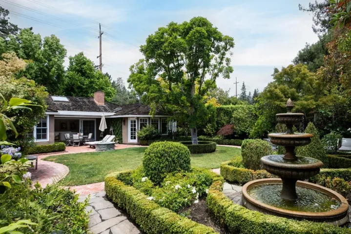 1445 Valparaiso Avenue, Menlo Park, California 94025