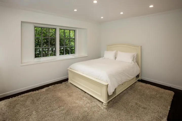 1445 Valparaiso Avenue, Menlo Park, California 94025