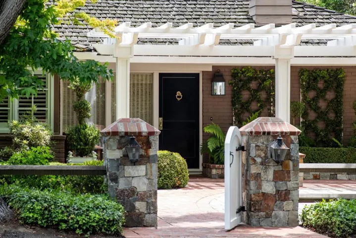 1445 Valparaiso Avenue, Menlo Park, California 94025