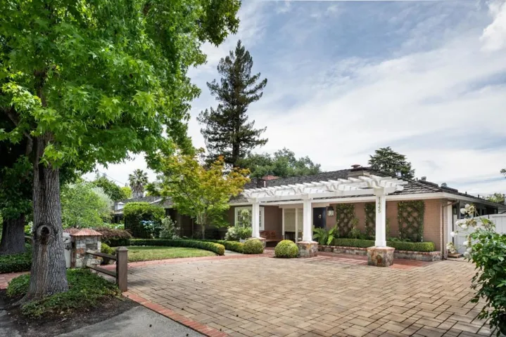 1445 Valparaiso Avenue, Menlo Park, California 94025