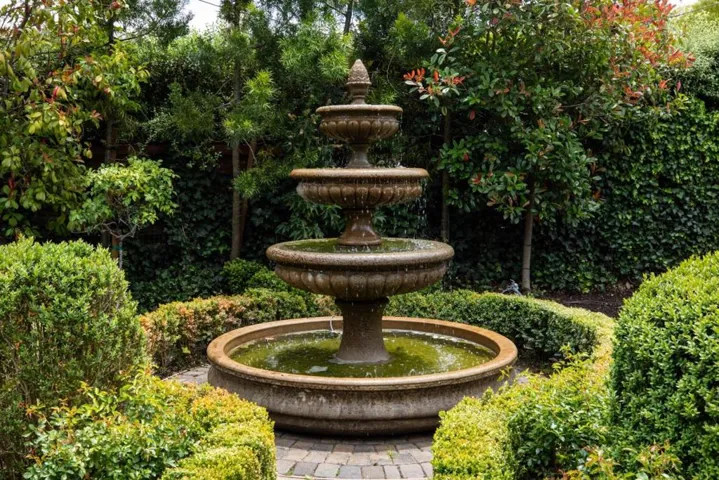 1445 Valparaiso Avenue, Menlo Park, California 94025