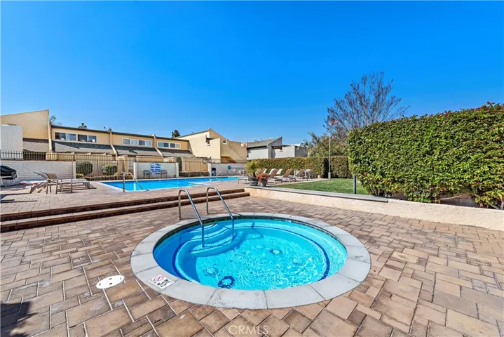 18692 Maplewood Cir, Huntington Beach, California 92646