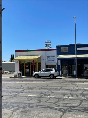 107 E Yosemite, Madera, California 93638