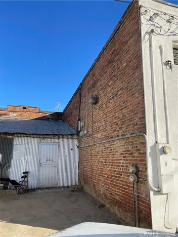 107 E Yosemite, Madera, California 93638