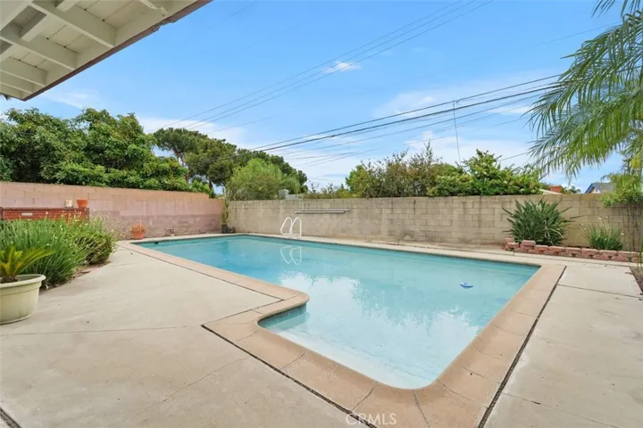 Outward pool view