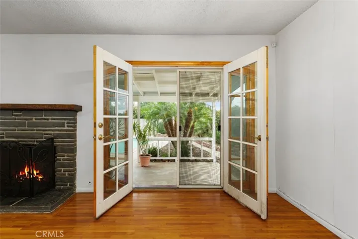 French door to the backyard