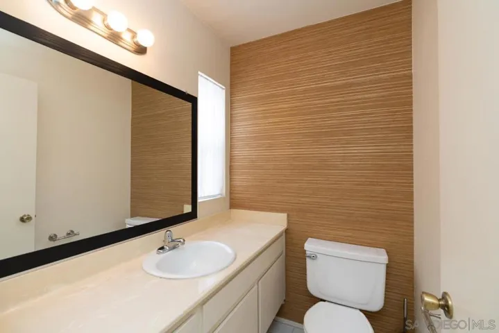 10247 Caminito Covewood, San Diego, California 92131