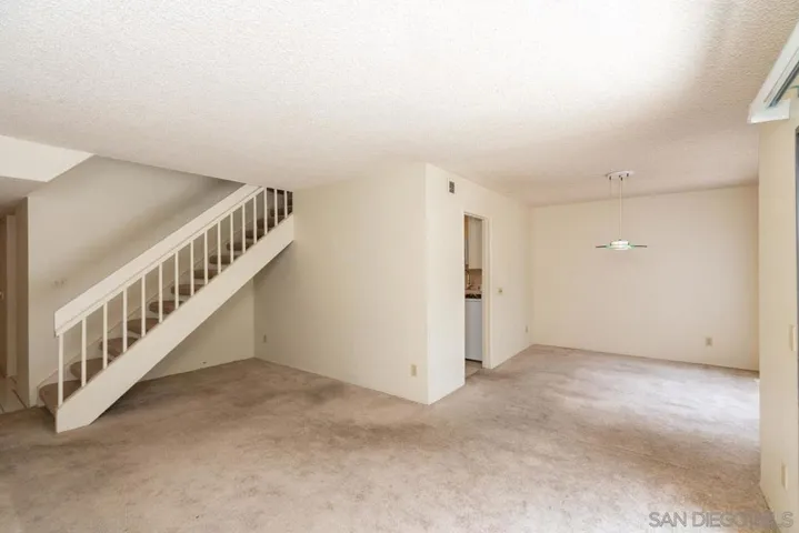 10247 Caminito Covewood, San Diego, California 92131