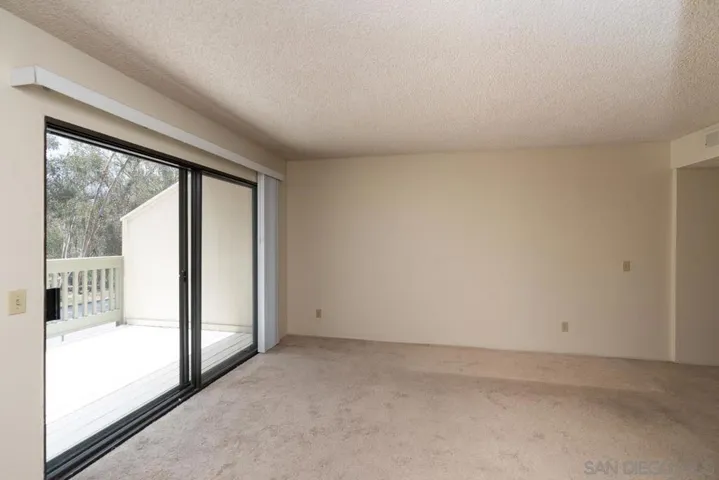 10247 Caminito Covewood, San Diego, California 92131